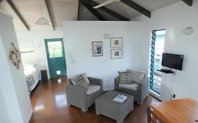 Aroa Kainga Bungalows And Apartment